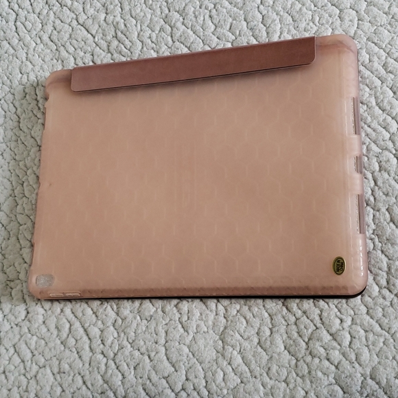 Swees Table Case - Picture 6 of 8